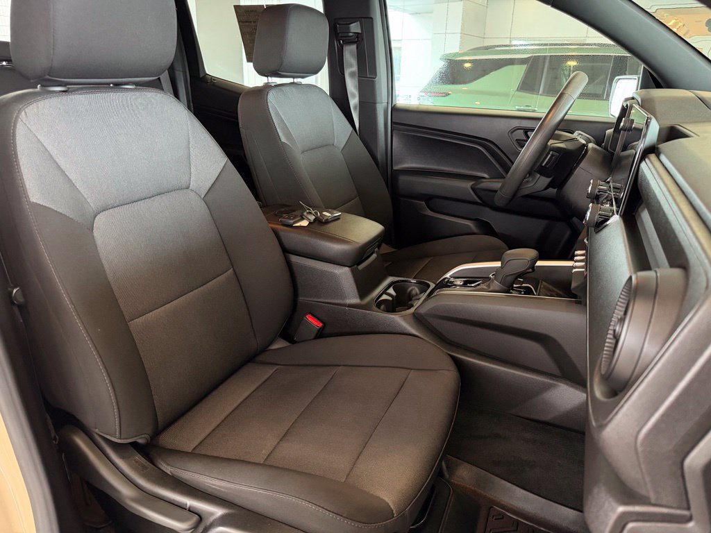 Used 2023 Chevrolet Colorado Trail Boss w/ Advanced Trailering Package AWD/4WD image 18