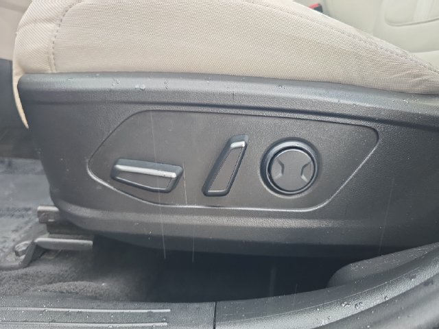 Used 2025 Hyundai Tucson SEL AWD/4WD image 16