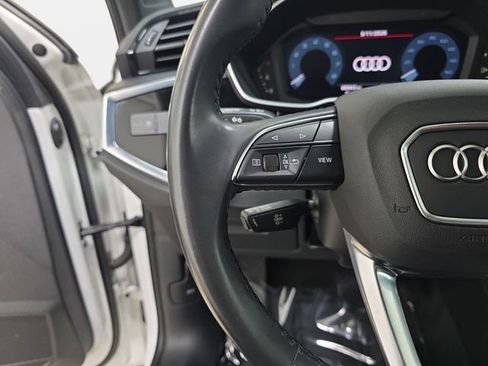 Used 2020 Audi Q3 2.0T Premium w/ Convenience Package AWD/4WD image 17