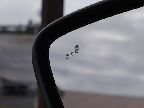 Certified 2024 Ford Escape Platinum image 33