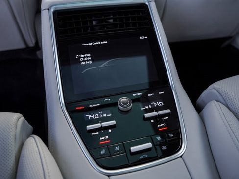 Used 2020 Porsche Panamera 4 Executive w/ Premium Package Plus image 36