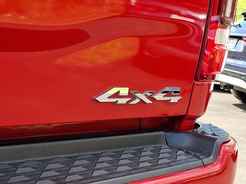 Used 2021 RAM 2500 Big Horn w/ Level B Equipment Group AWD/4WD image 31