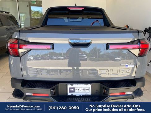 Certified 2024 Hyundai Santa Cruz Night AWD/4WD image 47