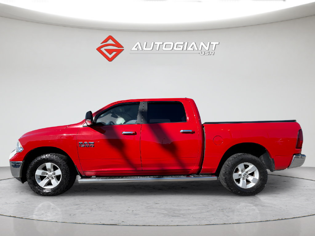 Used 2017 RAM 1500 Classic SLT w/ Luxury Group AWD/4WD image 3