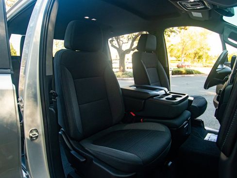 Used 2020 Chevrolet Silverado 1500 LT w/ All-Star Edition image 27