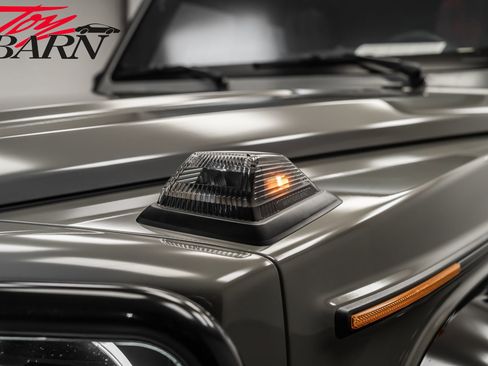 Used 2023 Mercedes-Benz G 550 image 11