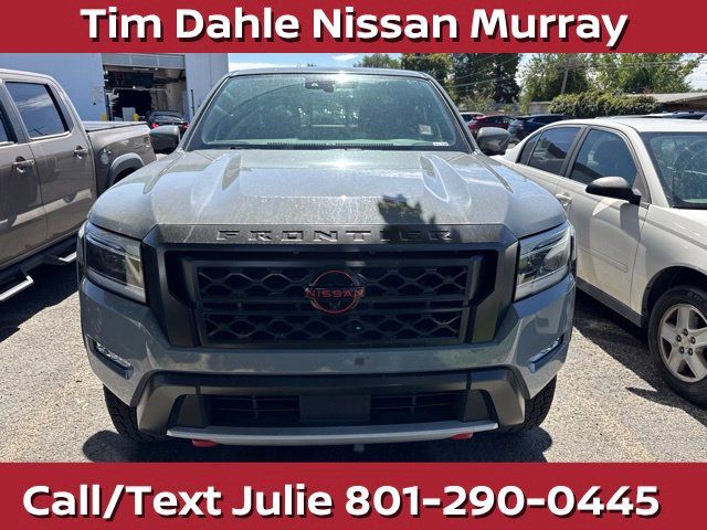 Used 2024 Nissan Frontier PRO-4X w/ Pro Premium Package AWD/4WD image 4