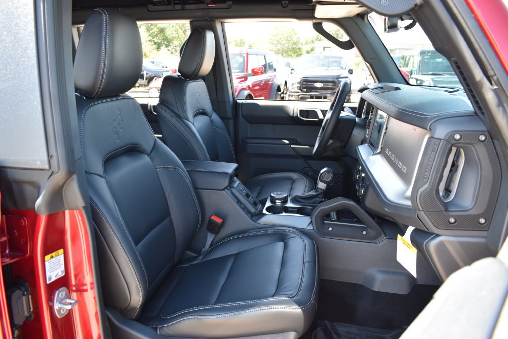 New 2026 Ford Bronco Outer Banks w/ Sasquatch Package AWD/4WD image 31