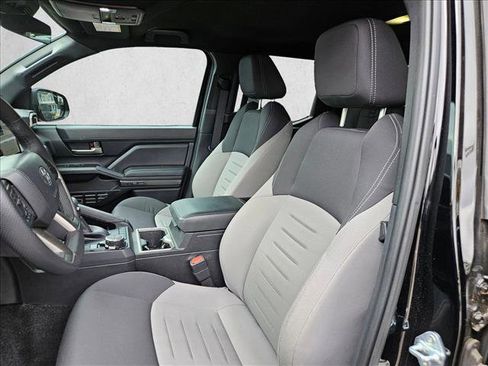 Used 2024 Toyota Tacoma TRD Sport image 17