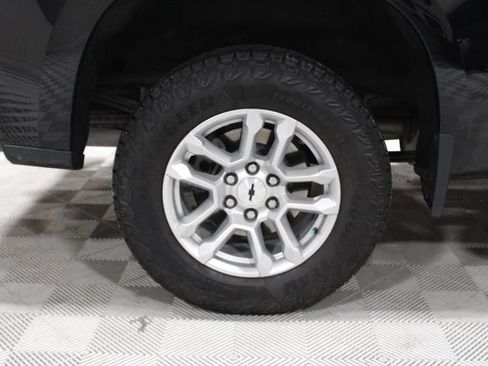 Used 2024 Chevrolet Silverado 1500 RST AWD/4WD image 42