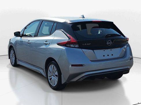 Used 2025 Nissan Leaf S FWD image 8