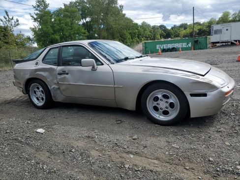 Used 1986 Porsche 944 Turbo image 1