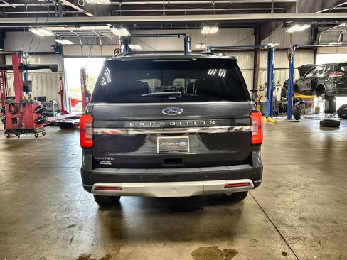 Certified 2024 Ford Expedition Limited AWD/4WD image 7