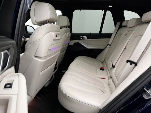 Used 2022 BMW X5 M50i w/ Executive Package AWD/4WD image 40