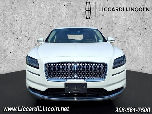 Used 2023 Lincoln Nautilus Reserve w/ Luxury Package AWD/4WD image 2