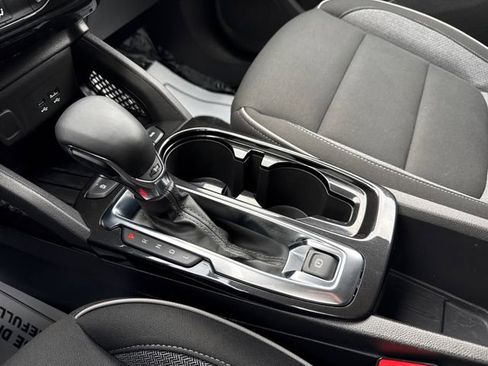 Used 2024 Chevrolet TrailBlazer LT w/ LT Cold Weather Package image 33