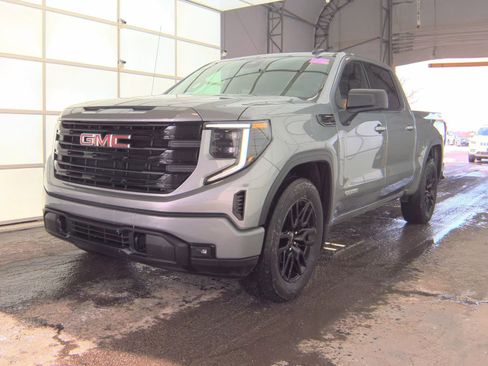 Used 2024 GMC Sierra 1500 Elevation image 1