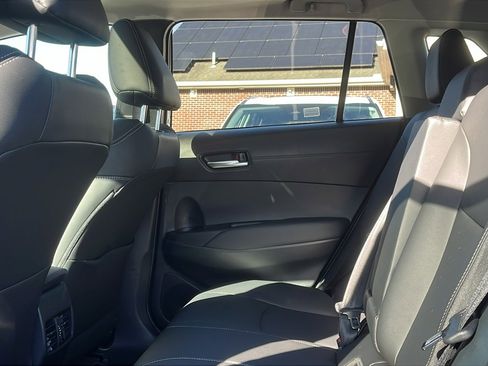 Used 2023 Toyota Corolla Cross XLE image 19