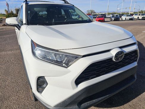 Used 2021 Toyota RAV4 XLE w/ Carpet Mat Package (TMS) FWD image 16