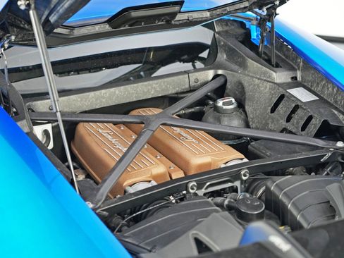 Used 2018 Lamborghini Huracan Performante image 10