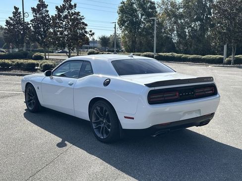 Used 2023 Dodge Challenger R/T Scat Pack w/ Plus Package image 11