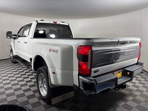 Certified 2025 Ford F450 King Ranch w/ Chrome Package image 5