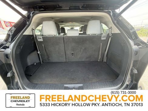 Used 2021 Toyota Highlander XLE FWD image 15