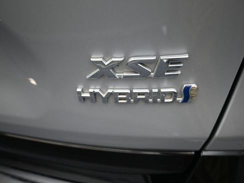 Certified 2021 Toyota RAV4 XSE w/ Carpet Mat Package (TMS) image 5