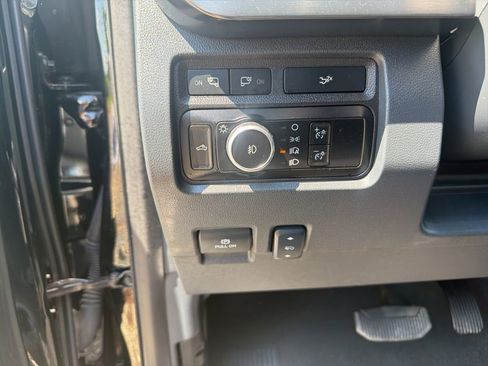 Used 2024 Ford F450 Lariat AWD/4WD image 16