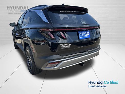 Used 2025 Hyundai Tucson Limited AWD/4WD image 4