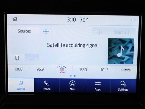 Used 2019 Ford F150 XLT w/ Equipment Group 302A Luxury AWD/4WD image 23