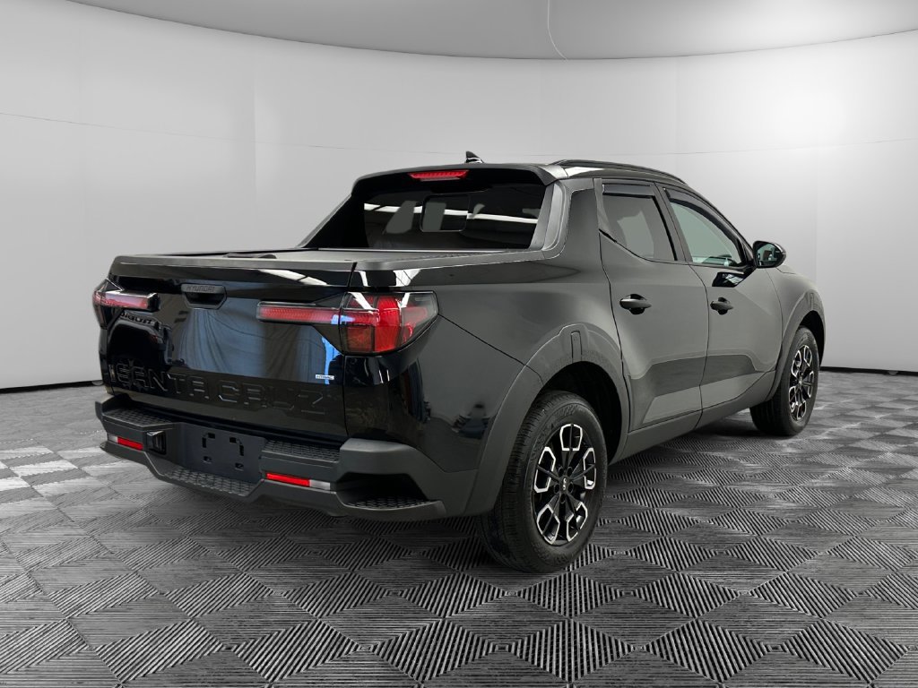 Used 2024 Hyundai Santa Cruz SEL w/ Activity Package AWD/4WD image 6