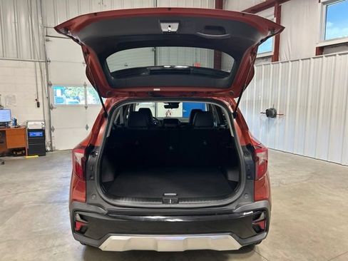 Used 2024 Kia Seltos S AWD/4WD image 19