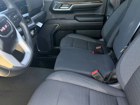 Used 2024 GMC Sierra 1500 Elevation RWD image 16