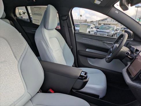 New 2026 Volvo EX30 Ultra image 14