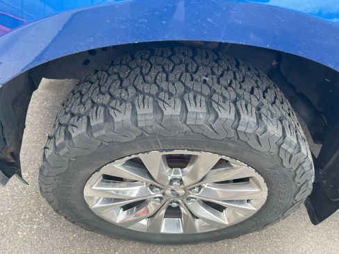 Used 2017 Ford F150 XLT w/ Equipment Group 302A Luxury image 10