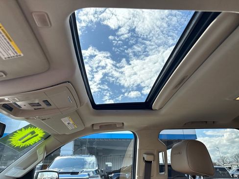 Used 2017 GMC Sierra 1500 Denali w/ Denali Ultimate Package image 27