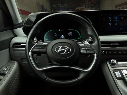 Used 2025 Hyundai Palisade SEL FWD image 37