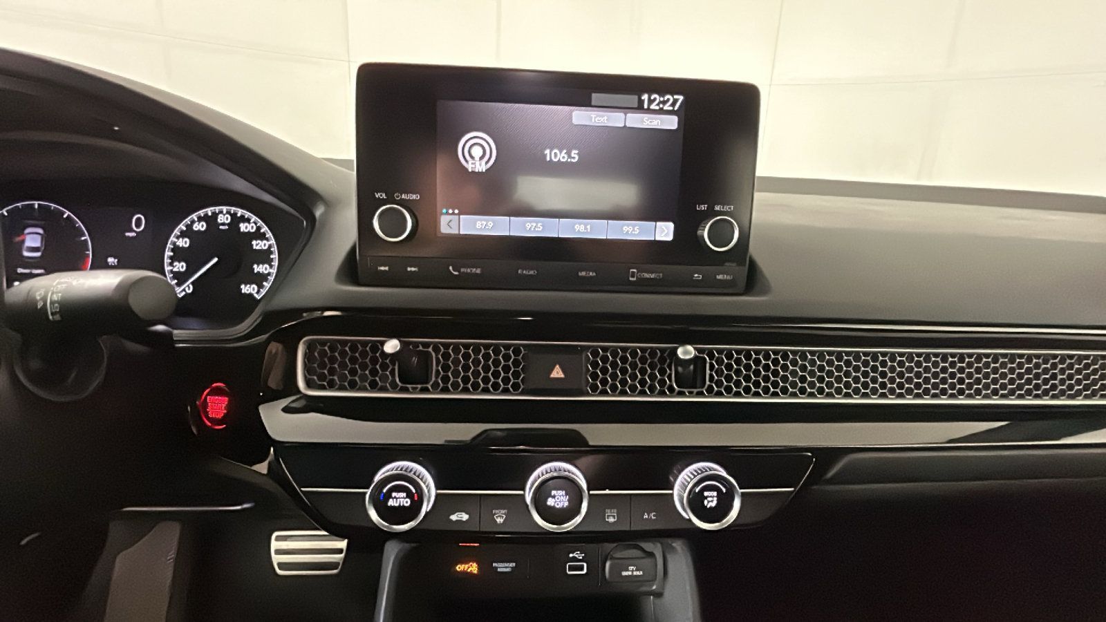 Used 2022 Honda Civic Sport image 25