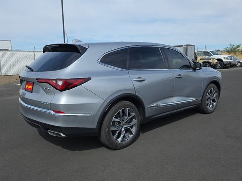 Used 2024 Acura MDX w/ Technology Package AWD/4WD image 8