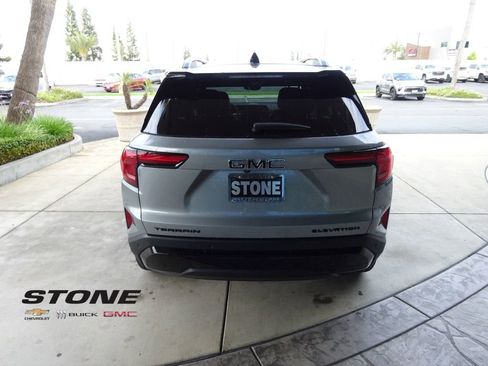 New 2026 GMC Terrain Elevation w/ Elevation Premium Package FWD image 7