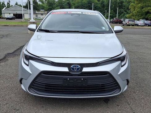 Certified 2025 Toyota Corolla LE AWD/4WD image 29