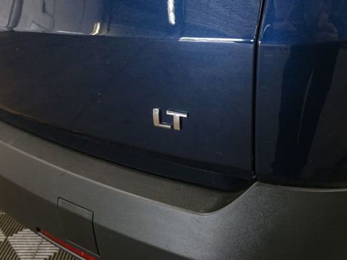 Used 2023 Chevrolet Traverse LT AWD/4WD image 10
