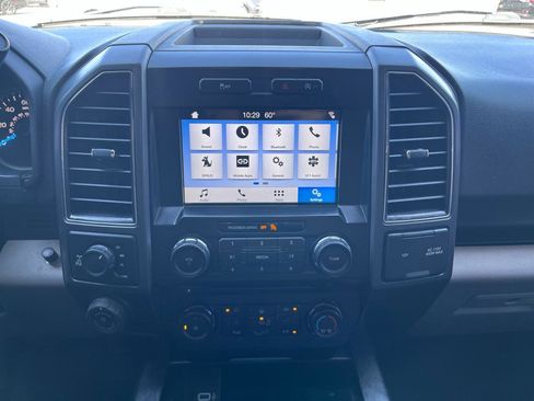 Used 2017 Ford F150 XLT w/ Equipment Group 302A Luxury AWD/4WD image 29