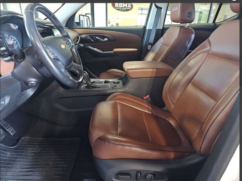 Used 2018 Chevrolet Traverse High Country AWD/4WD image 5