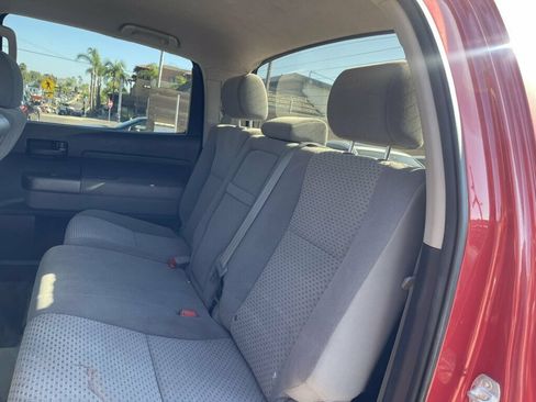 Used 2011 Toyota Tundra 4x4 CrewMax w/ Tow Pkg image 19