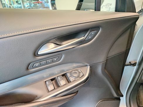 Used 2024 Cadillac XT4 Premium Luxury FWD image 9