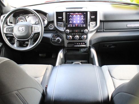 Used 2021 RAM 1500 Big Horn AWD/4WD image 19