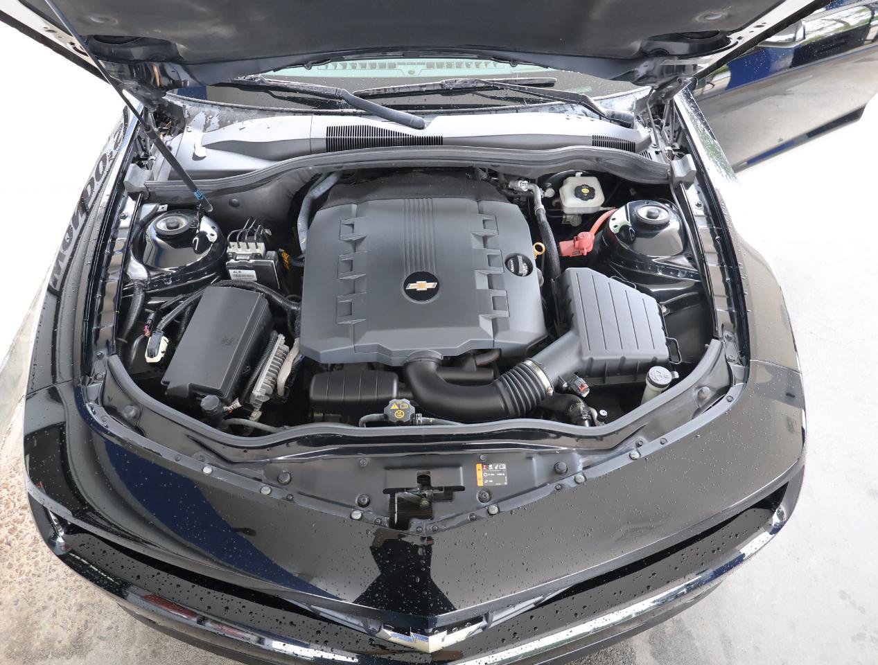 Used 2013 Chevrolet Camaro LT RWD image 12