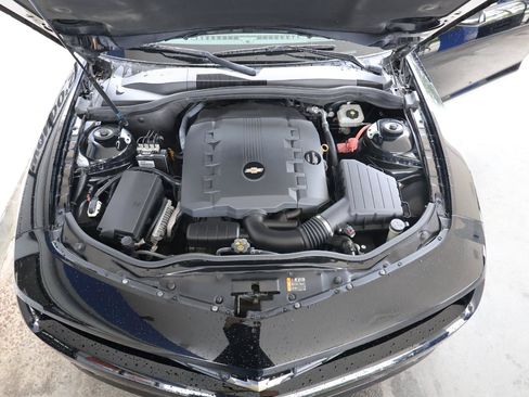 Used 2013 Chevrolet Camaro LT RWD image 12